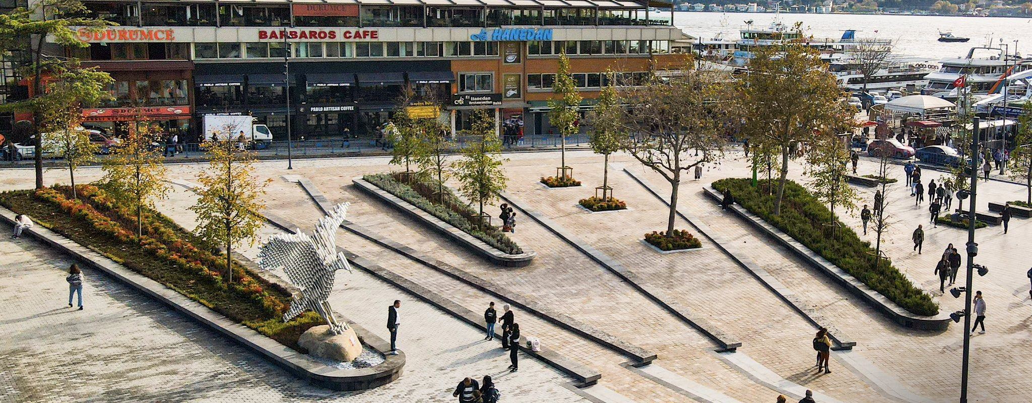 Beşiktaş Barbaros Meydanı 